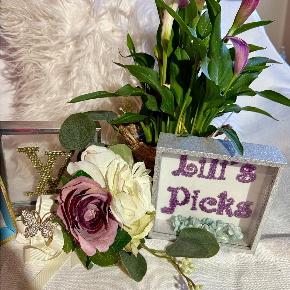 Floral Arrangement with Purple and White Accents